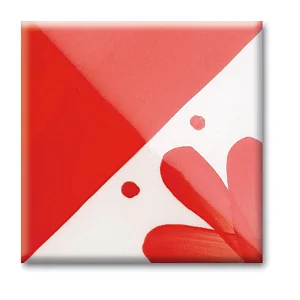 Lacquer Red