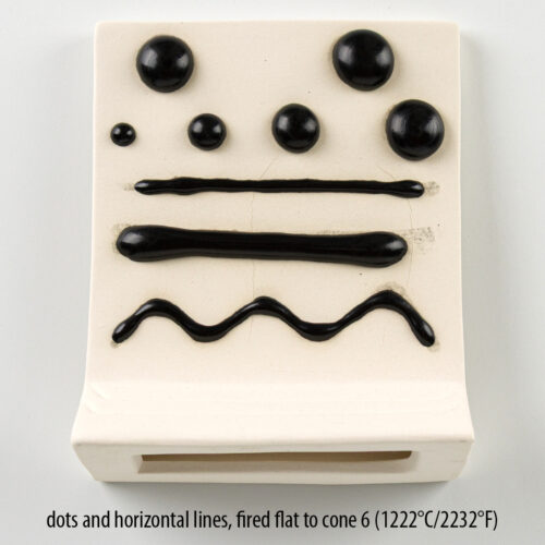 Punti e linee orizzontali cotte in piano, ossidazione a 1220 °C